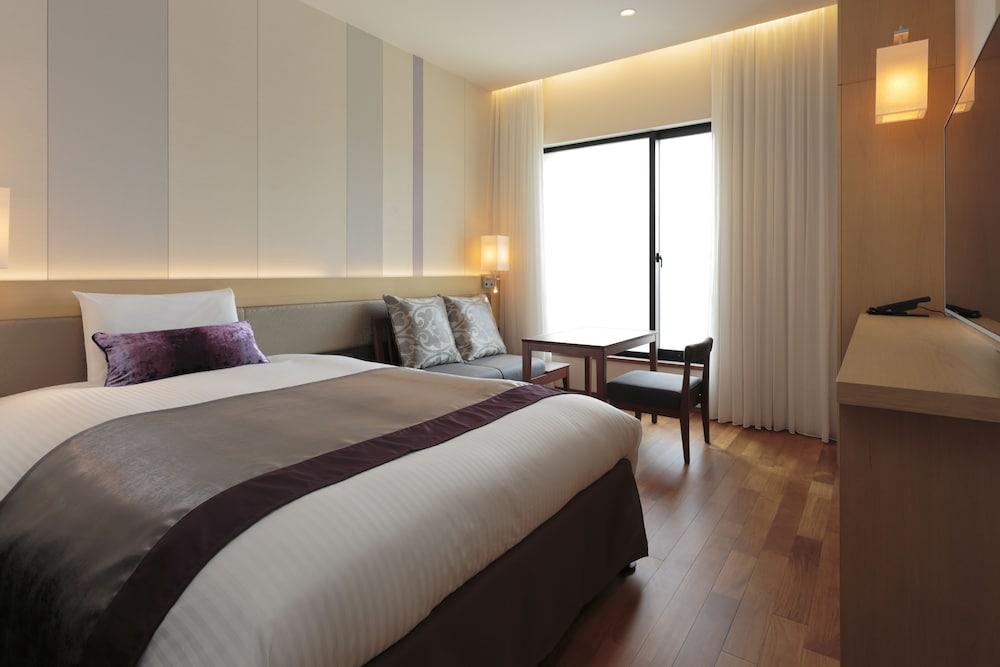 Hotel Mitsui Garden Premier Ōsaka